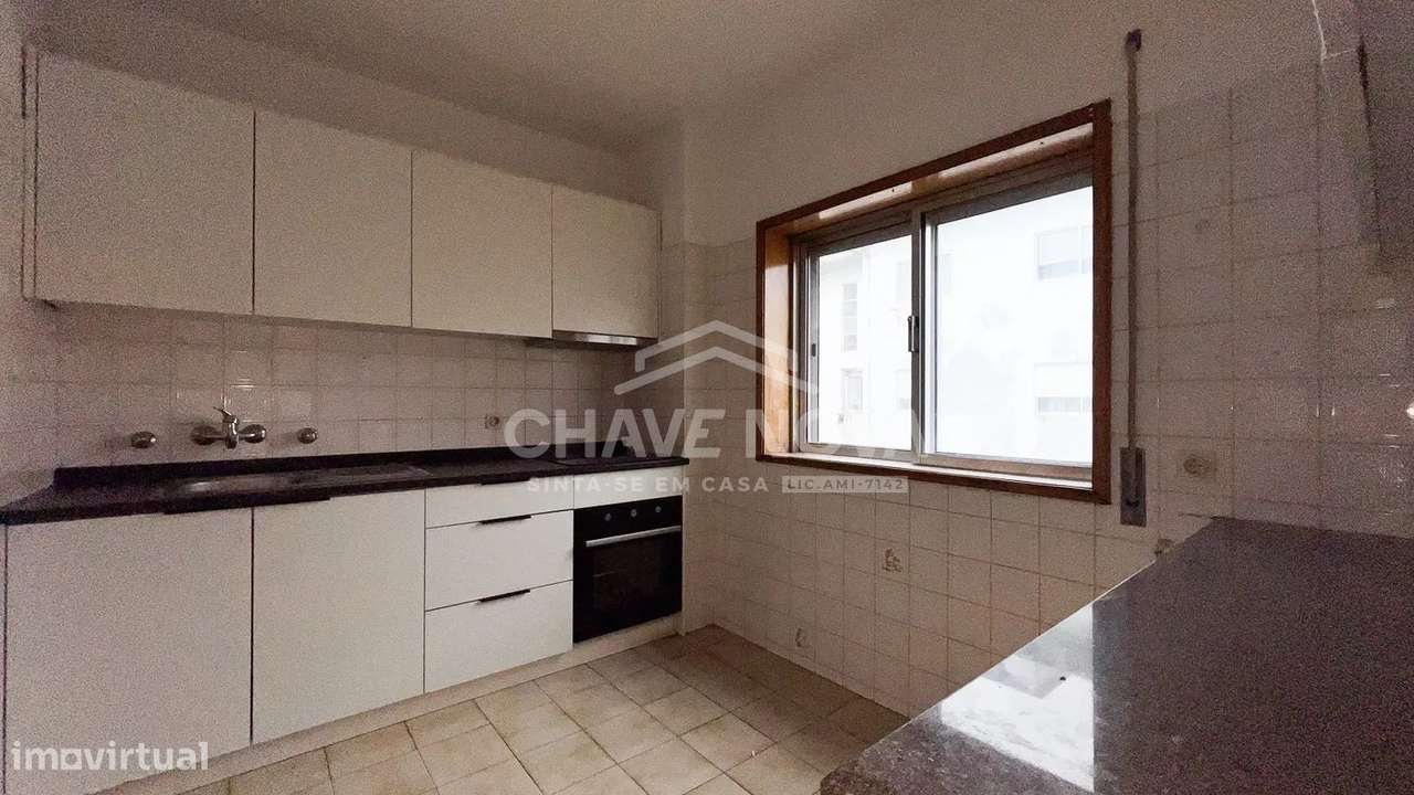 T3 c/ Lugar de Garagem no centro de Rio Tinto - Grande imagem: 5/13