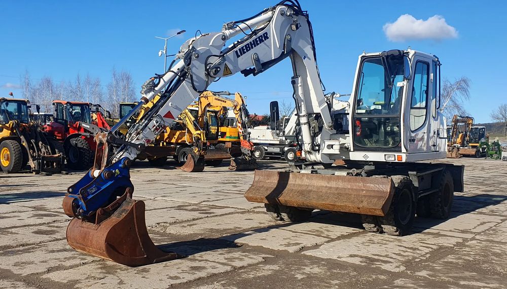 Liebherr A 309 2010