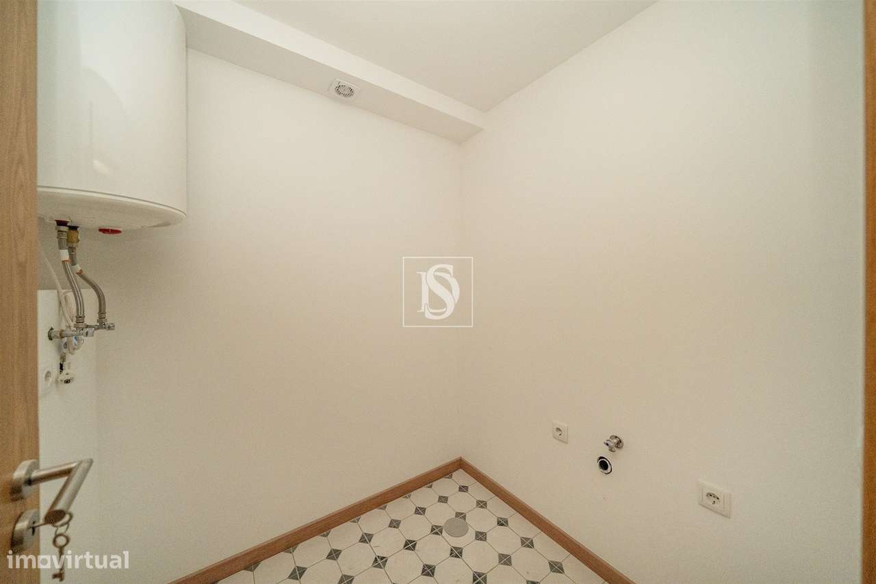 Apartamento T1+1 remodelado | 76 m² | Fermentões, Guimarães-11