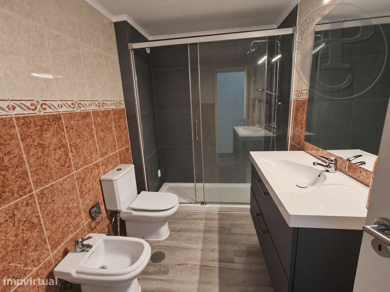 Apartamento T3 na Quinta do Conde-13