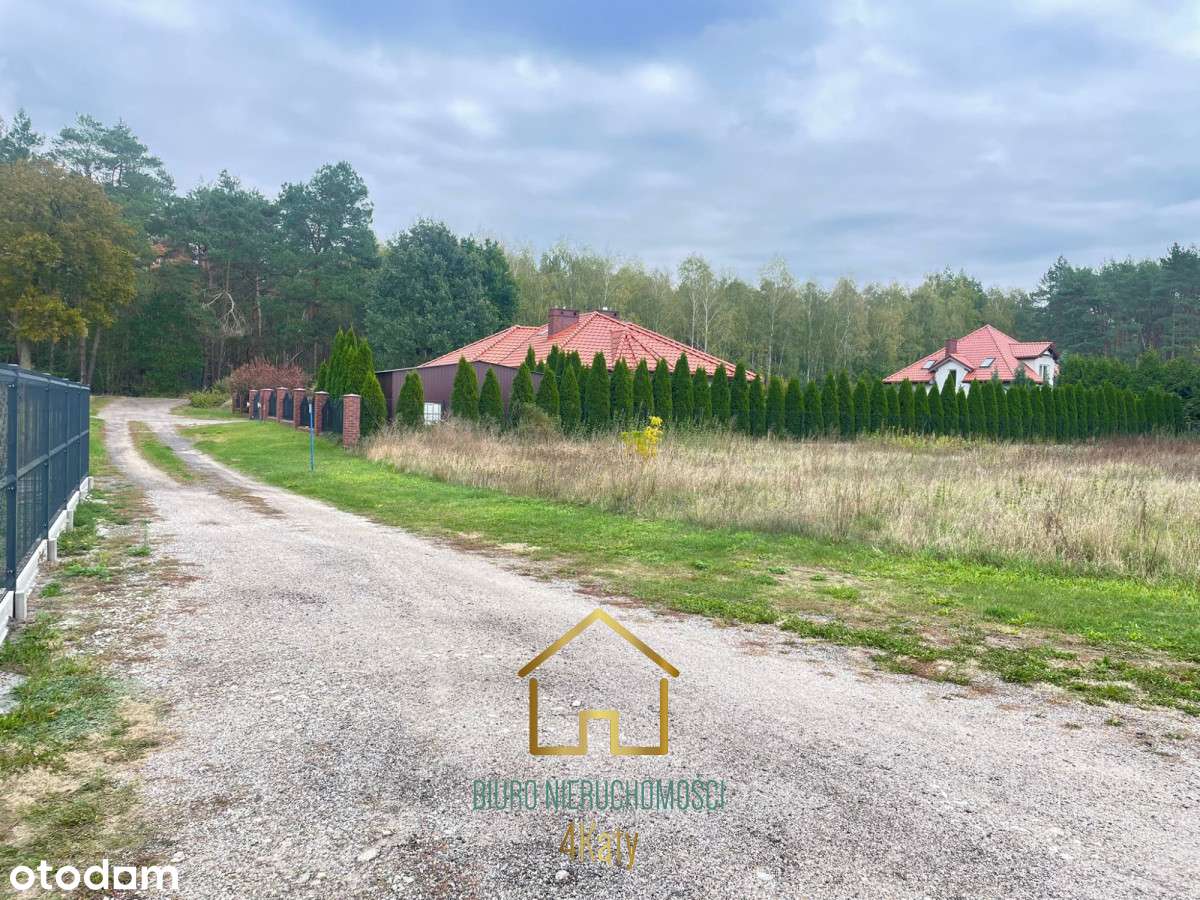 Działka budowlana 1943 m2 z Mpzp Czarne Błoto-1