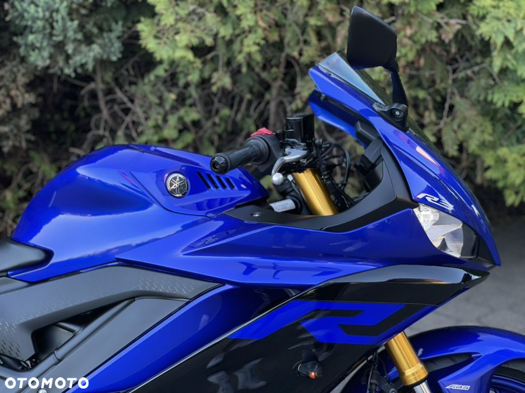 Yamaha R3 - 12