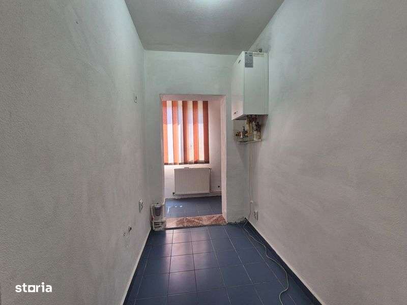 PRET REDUS! Garsonieră confort 1, 30 mp, situata in Targu Jiu - Imagine principală: 4/5