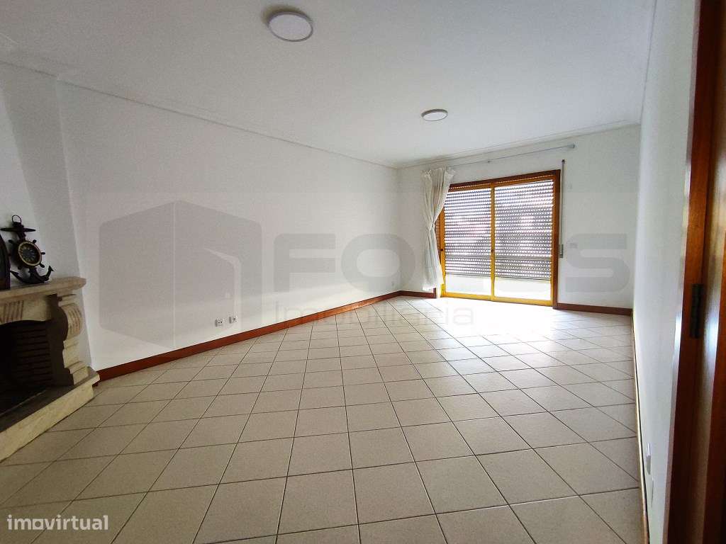 Apartamento T2 para arrendamento Paria da Barra - Grande imagem: 2/24