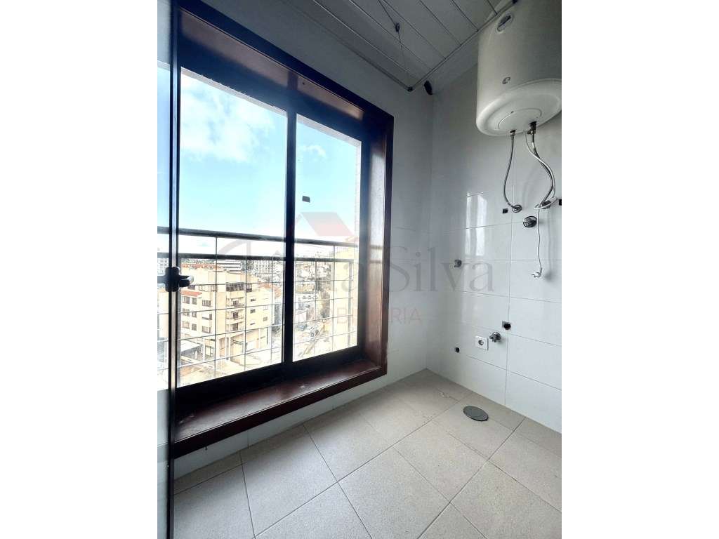Apartamento T2 Mafamude e Vilar do Paraíso - Vila Nova de Gaia - Grande imagem: 4/12