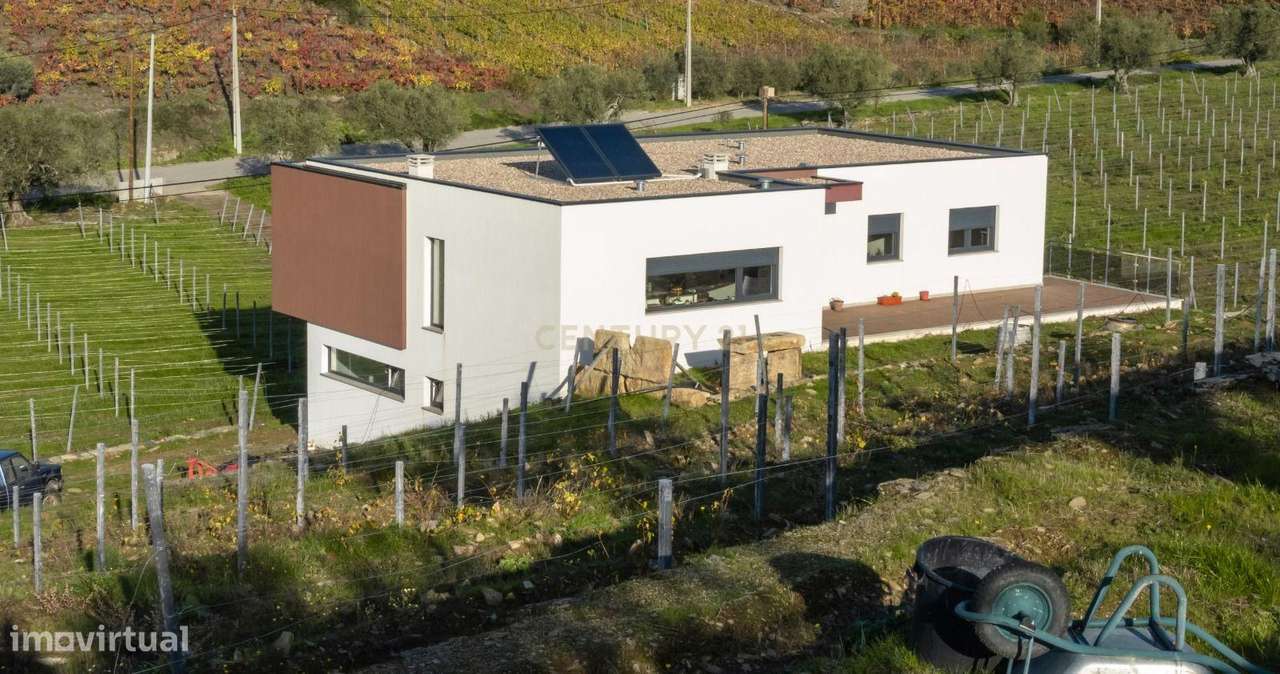 Moradia, 114 m², Barcos e Santa Leocádia-50