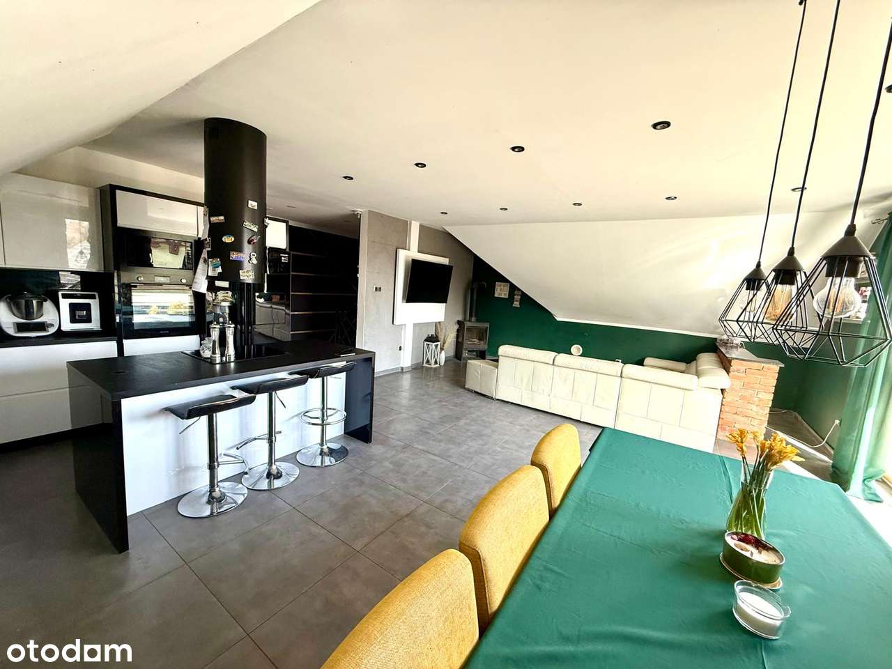 Duży dom Kostrzyca - blisko Karpacza.-6