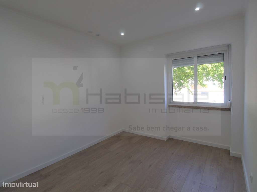 Apartamento T4 na Damaia totalmente remodelado - Grande imagem: 5/20