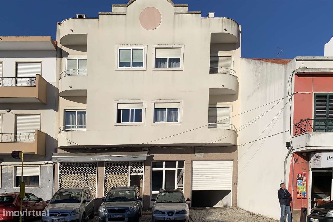 Loja na Castanheira do Ribatejo-0