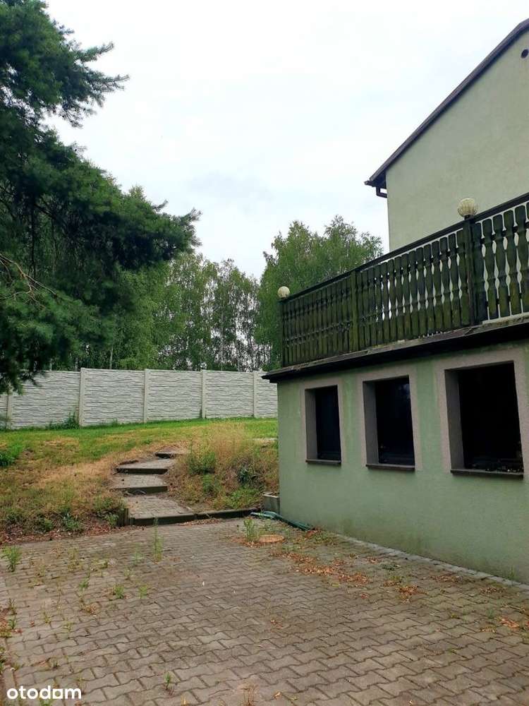 Dom przy lesie, działka ok. 3600m2-19
