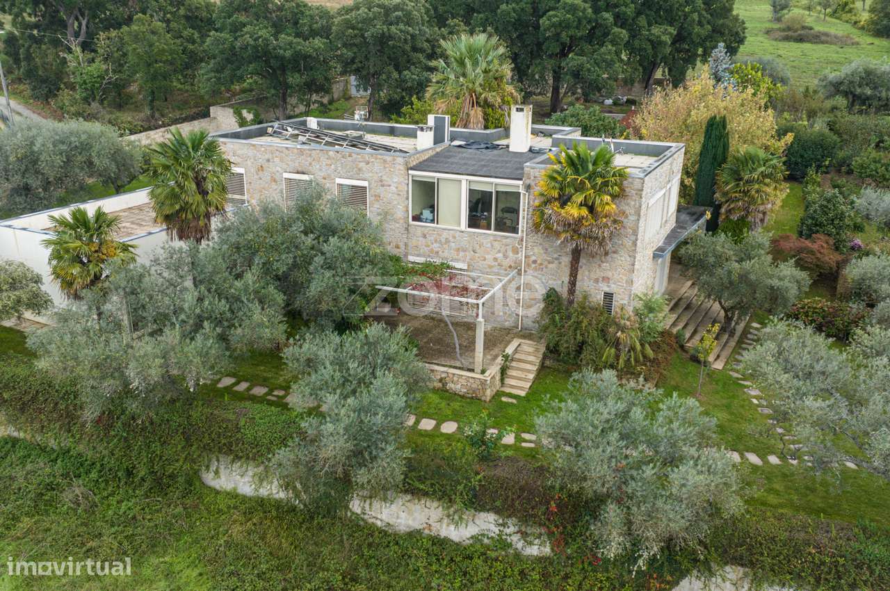 Moradia T4+1 com piscina em Chaves - Grande imagem: 4/60