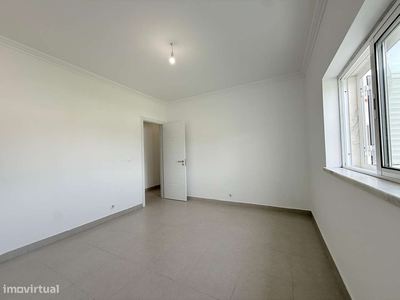 Moradia T3 em lote de 420m2 em Fernão Ferro-25