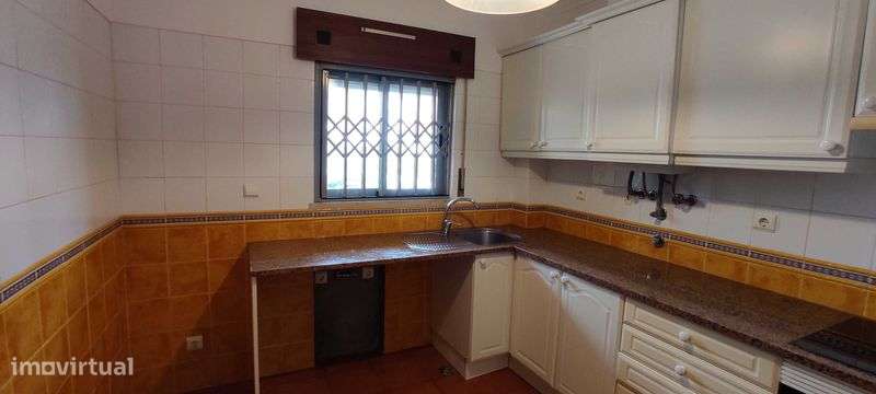 Apartamento T3 para arrendar Faulha, Sesimbra - Grande imagem: 3/7