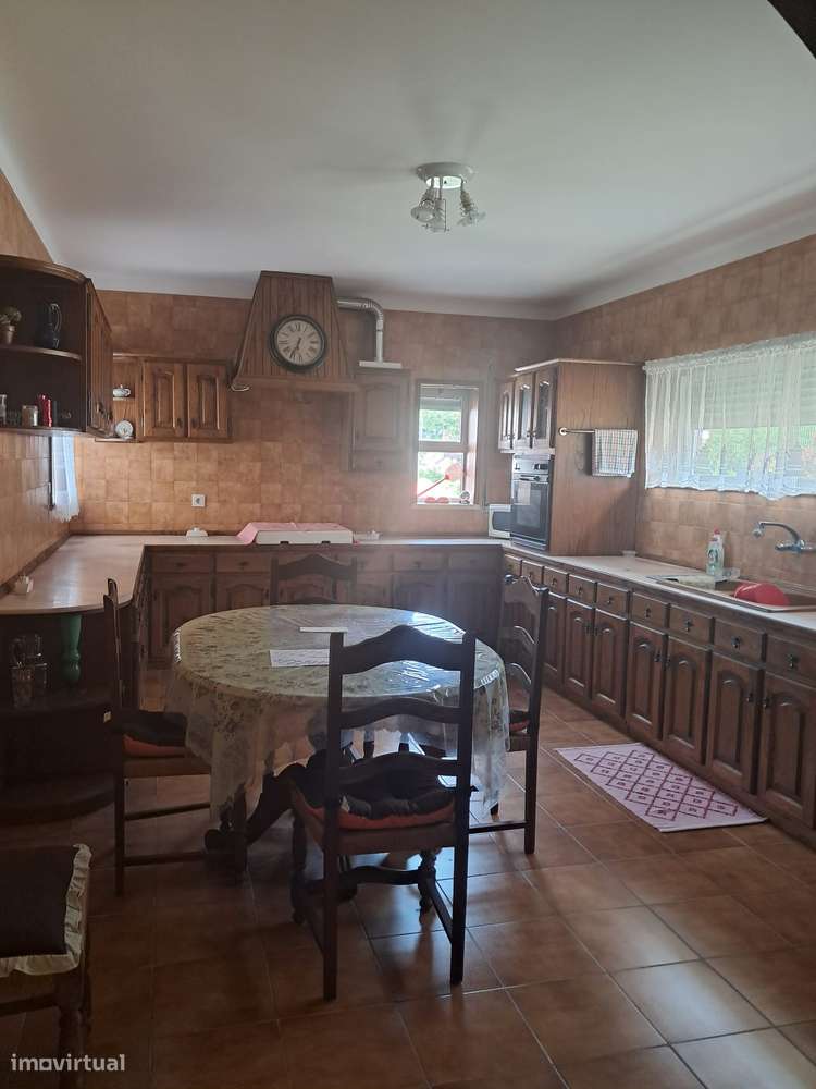 Moradia T3 com logradouro e vista rio-Caminha-12