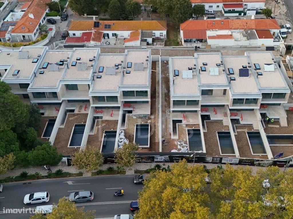 Moradia T4 com jardim inseria num novo empreendimento em Cascais - Grande imagem: 4/82