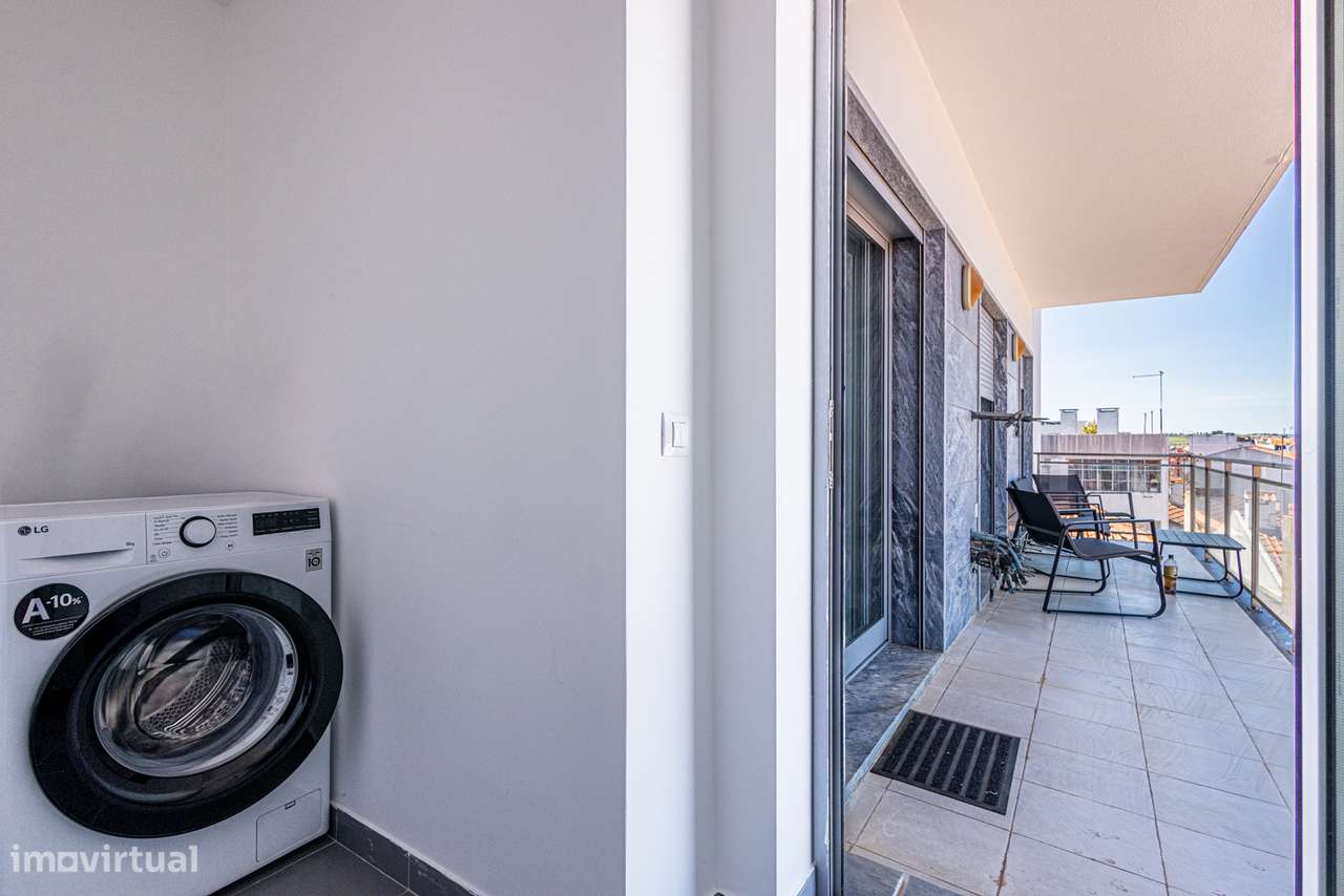 Apartamento T3 de Excelência no Centro do Cartaxo-20