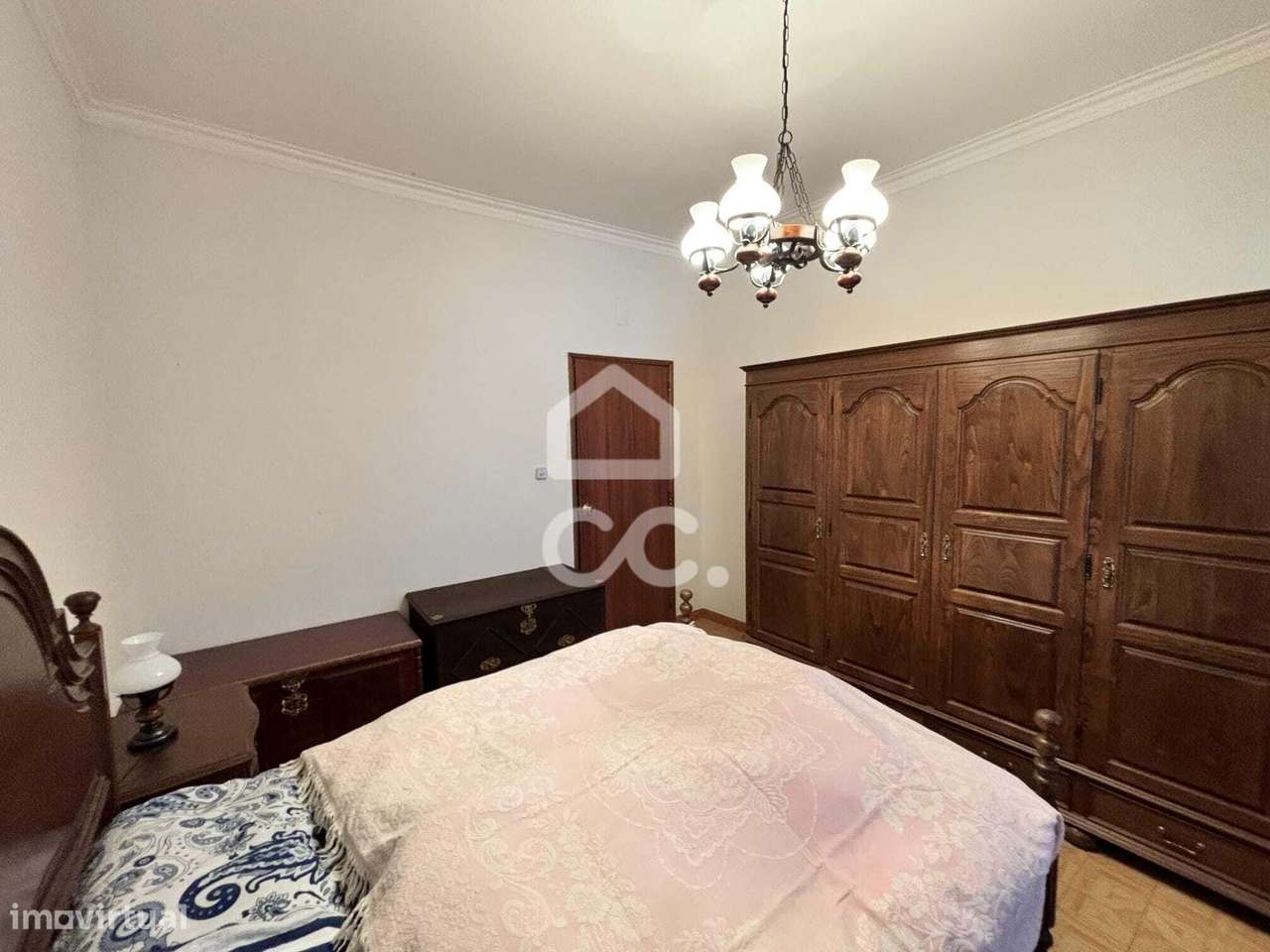 Moradia com 4 quartos no centro da cidade com garagem-32