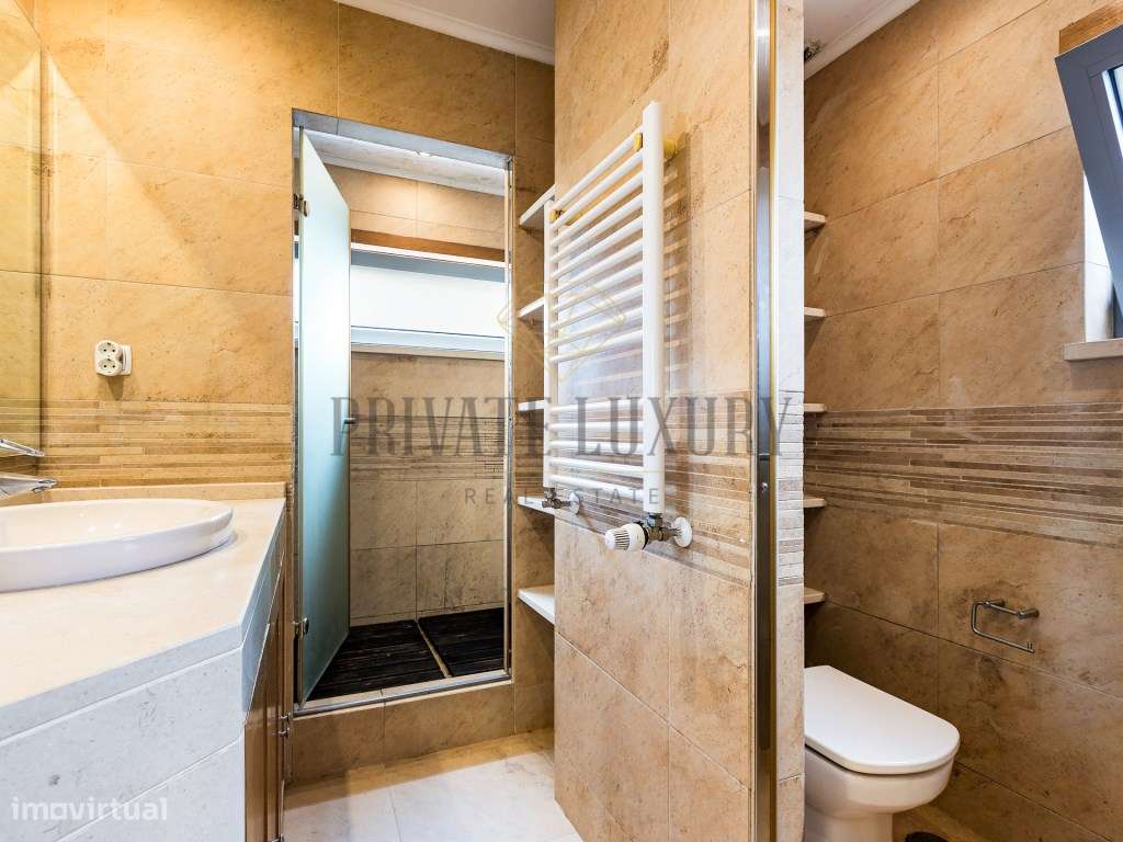 Moradia T5 na Herdade da Aroeira: Primeira Linha de Golfe com Vista...-17