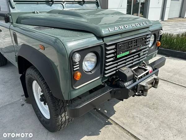 Land Rover Defender 110 2.4 TD4 E - 34