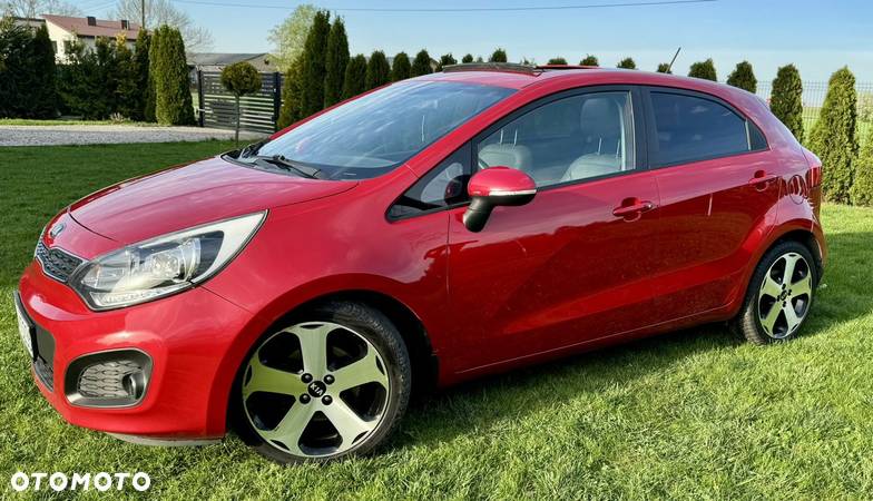 Kia Rio 1.4 CRDI Platinum Edition - 10