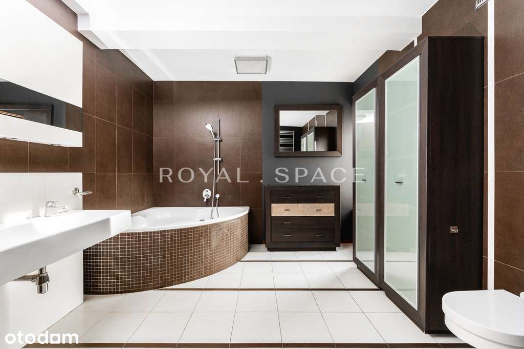 Przestronny dom z sauną i ogrodem!-12