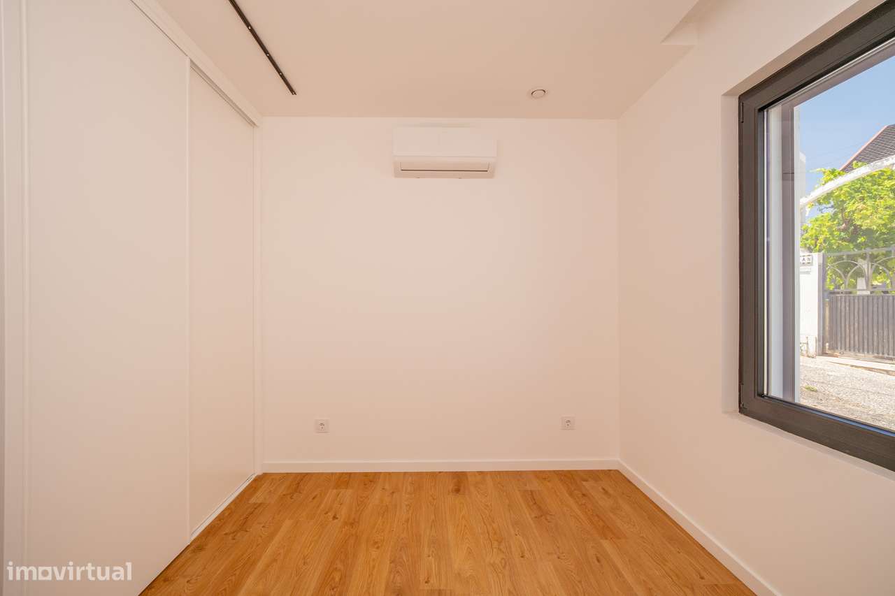 T3 Exclusivo | Design Contemporâneo | prox. à Praia da Areia Branca-41