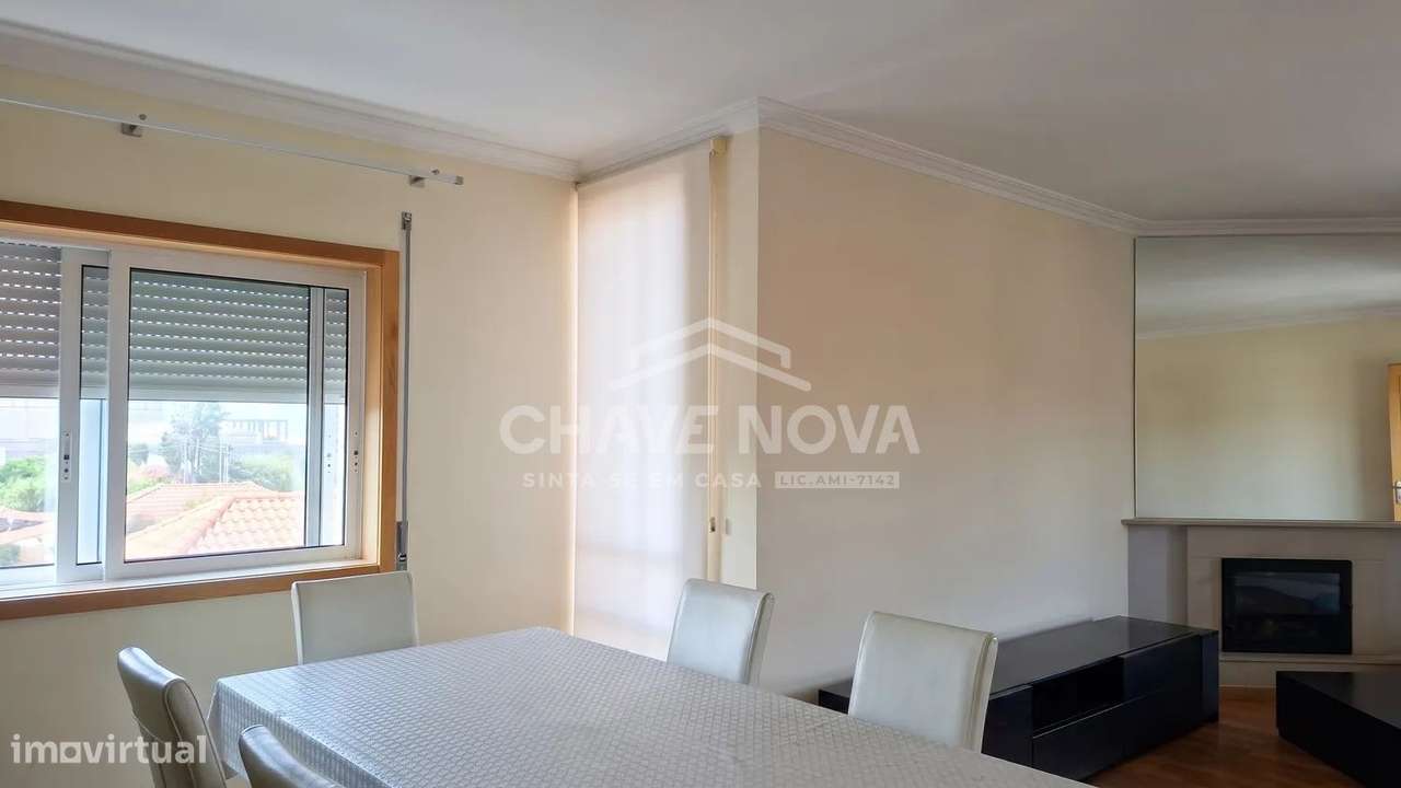 Apartamento T3 c/garagem Box em Valadares-10