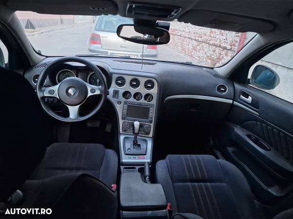 Alfa Romeo 159 1.9 Multijet 16v CA Aut Distinctive - 8