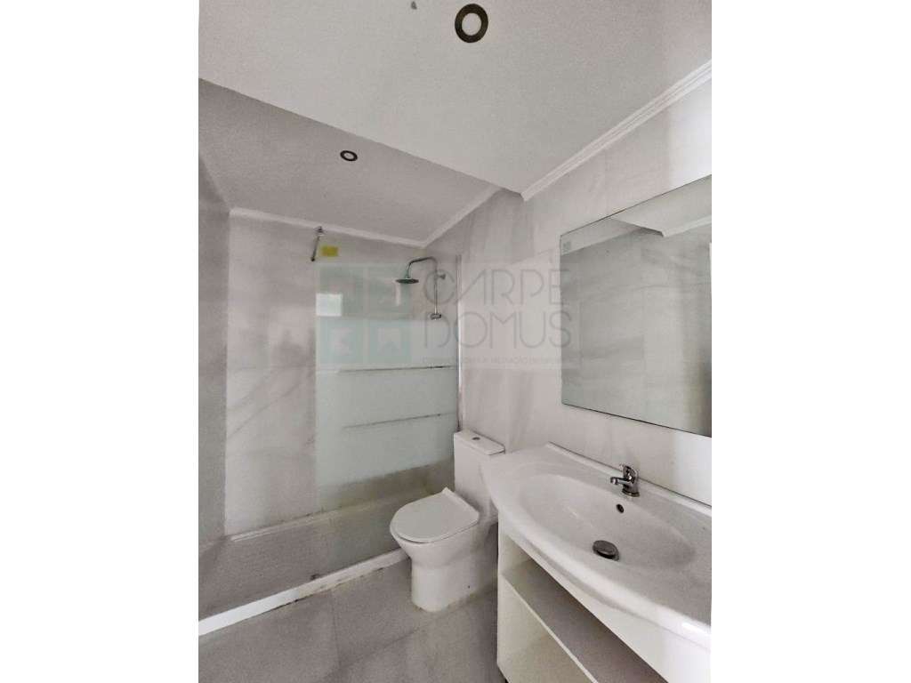 Espaçoso apartamento T3 na Ramada, Odivelas-6