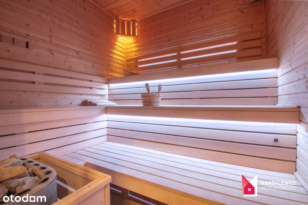 Bydgoska 12 -kort tenisowy, sauna, zamknięty teren-1