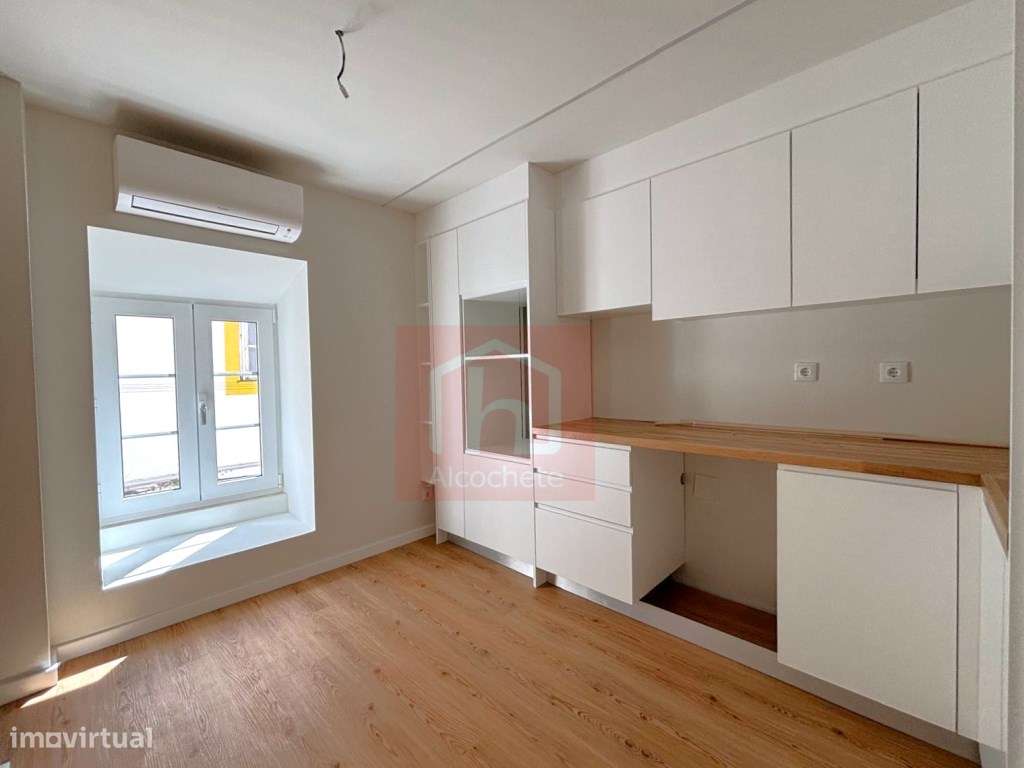 Apartamento duplex T2 no centro histórico Alcochete-6