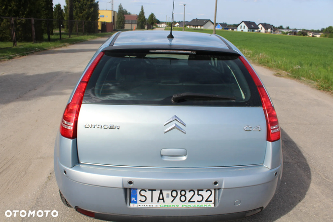 Citroën C4 2.0 HDi Exclusive - 4