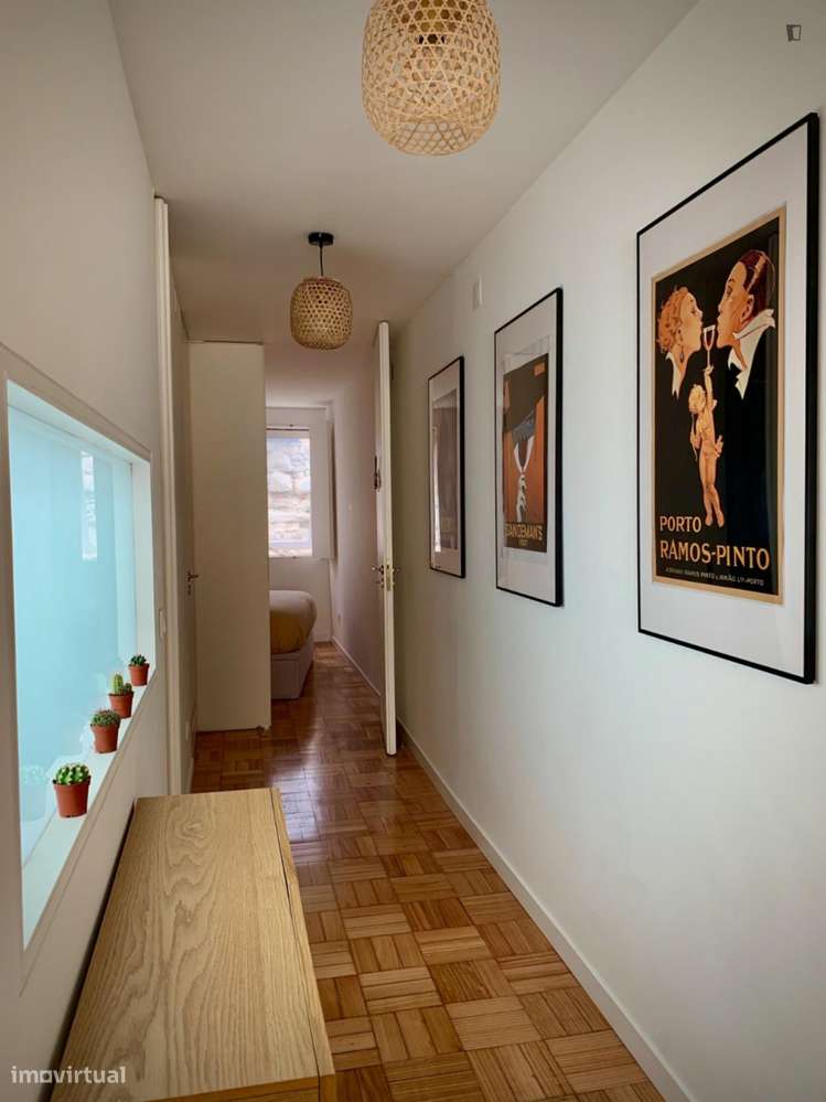 Apartamento com 2 quartos - localizado em São Nicolau Porto - Grande imagem: 3/6