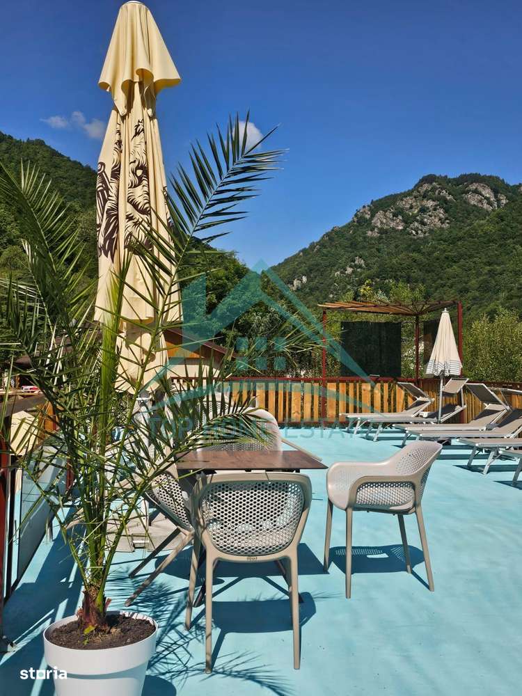 Cabana turistica cu restaurant, piscina , spatiu de cazare!-11