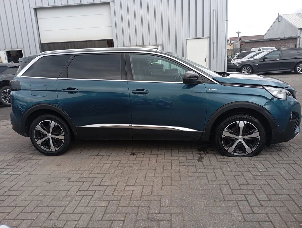 Peugeot 5008 II 2019