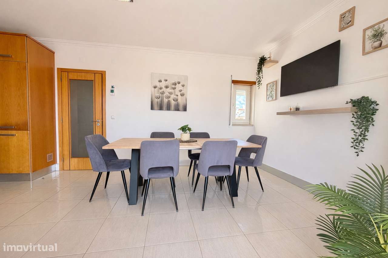 Moradia T2 com jardim, terraço e garagem em Silveira-7