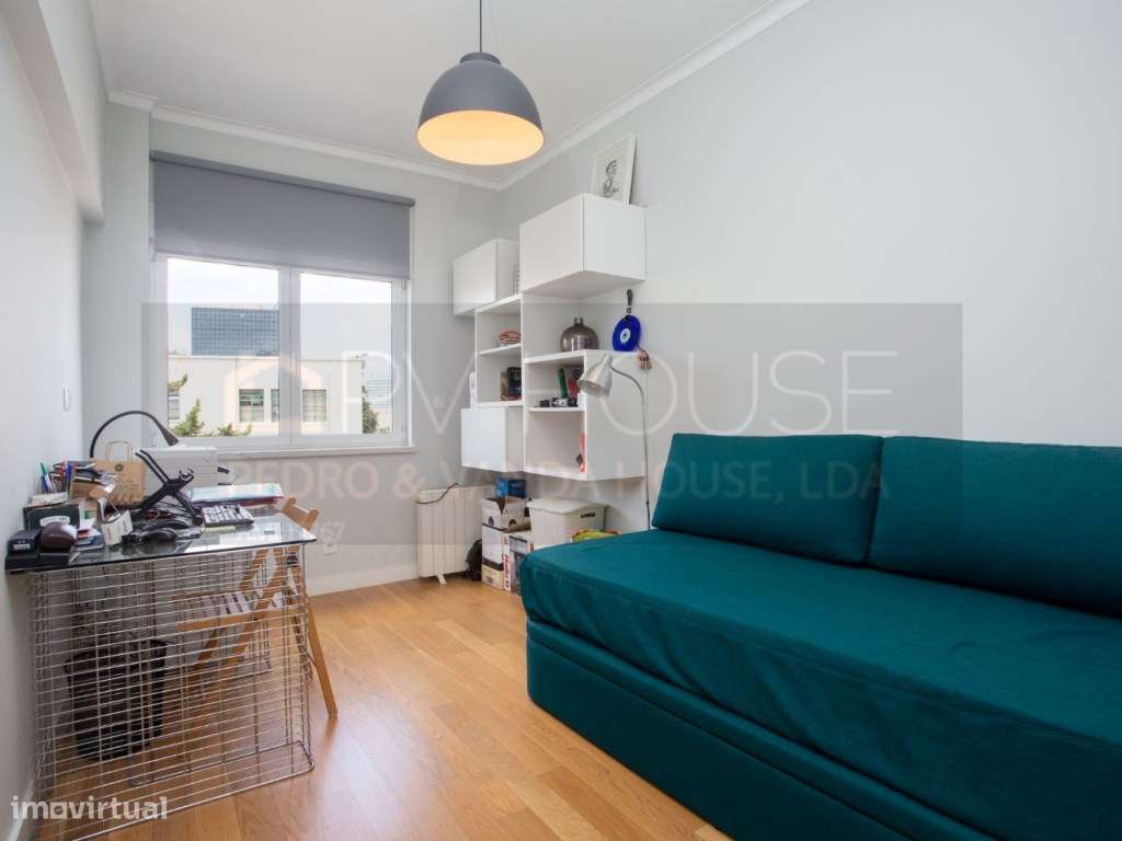 Apartamento T2 Lisboa/ Arco do cego-12
