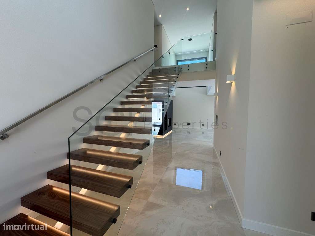 Moradia T4 Luxo Isolada | Belverde | Piscina | Garagem-9