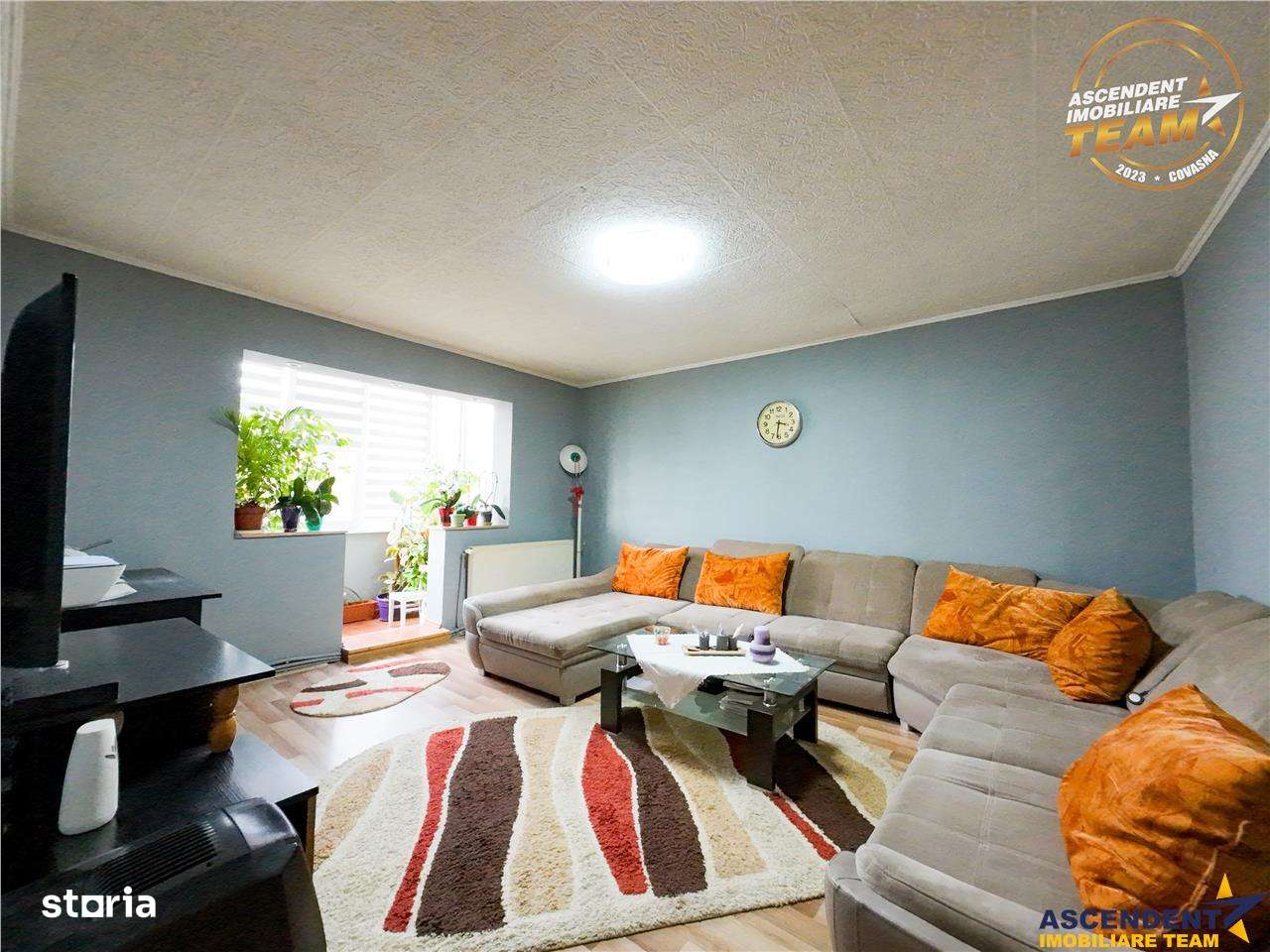 LIVE! Camin decomandat,4 camere,2 bai, conditii apreciabile,Ciucului,S - Imagine principală: 2/20