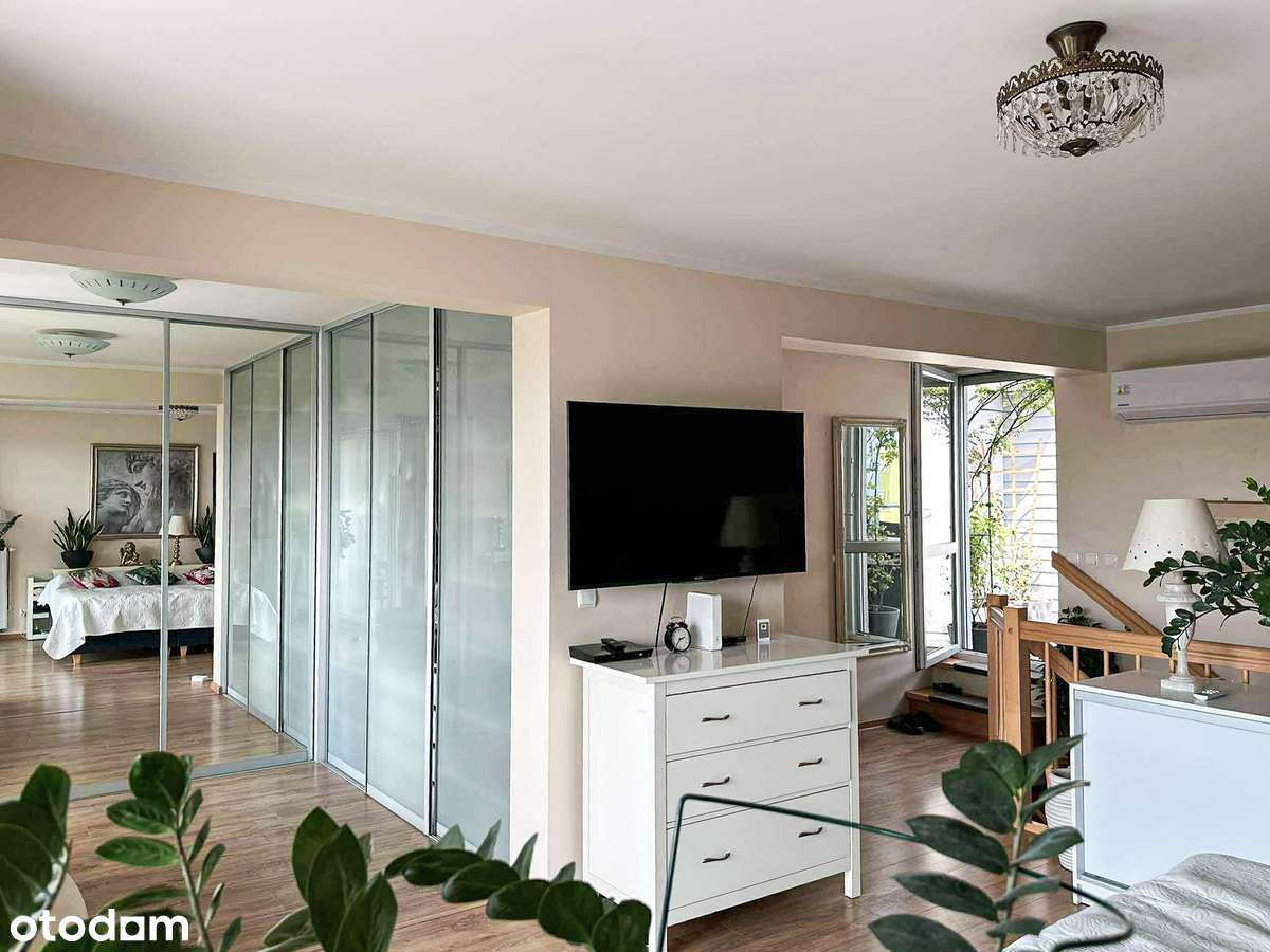 Komfortowy apartament z pięknym tarasem i garażem na Staszica-9