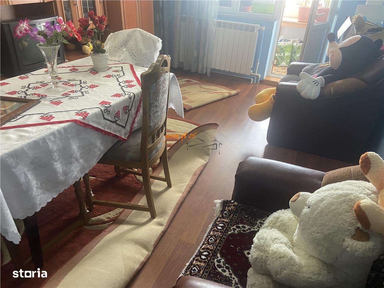 Apartament 3 camere , zona b-dul Brailei - hipermarket Kaufland - 1 De - Imagine principală: 2/16