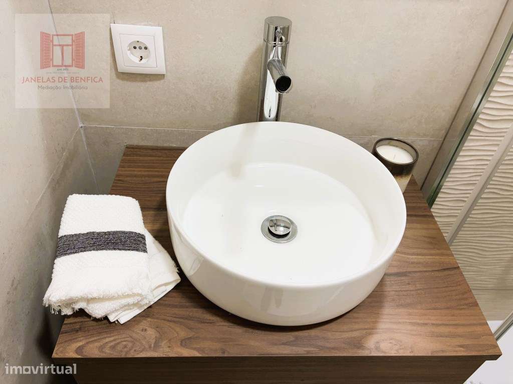 T3 Benfica, remodelado, equipado e mobilado-12