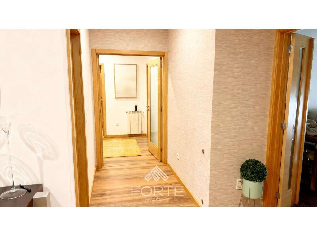 Apartamento T3 em Nogueira da Regedora-11