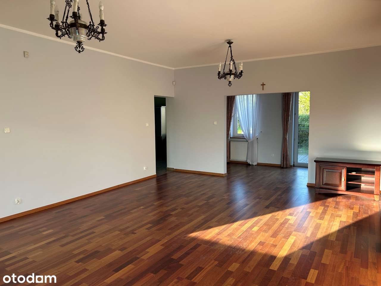 Dom z potencjałem w zabudowie bliźniaczej! Do zamieszkania od zaraz! - Pełny obrazek: 5/20