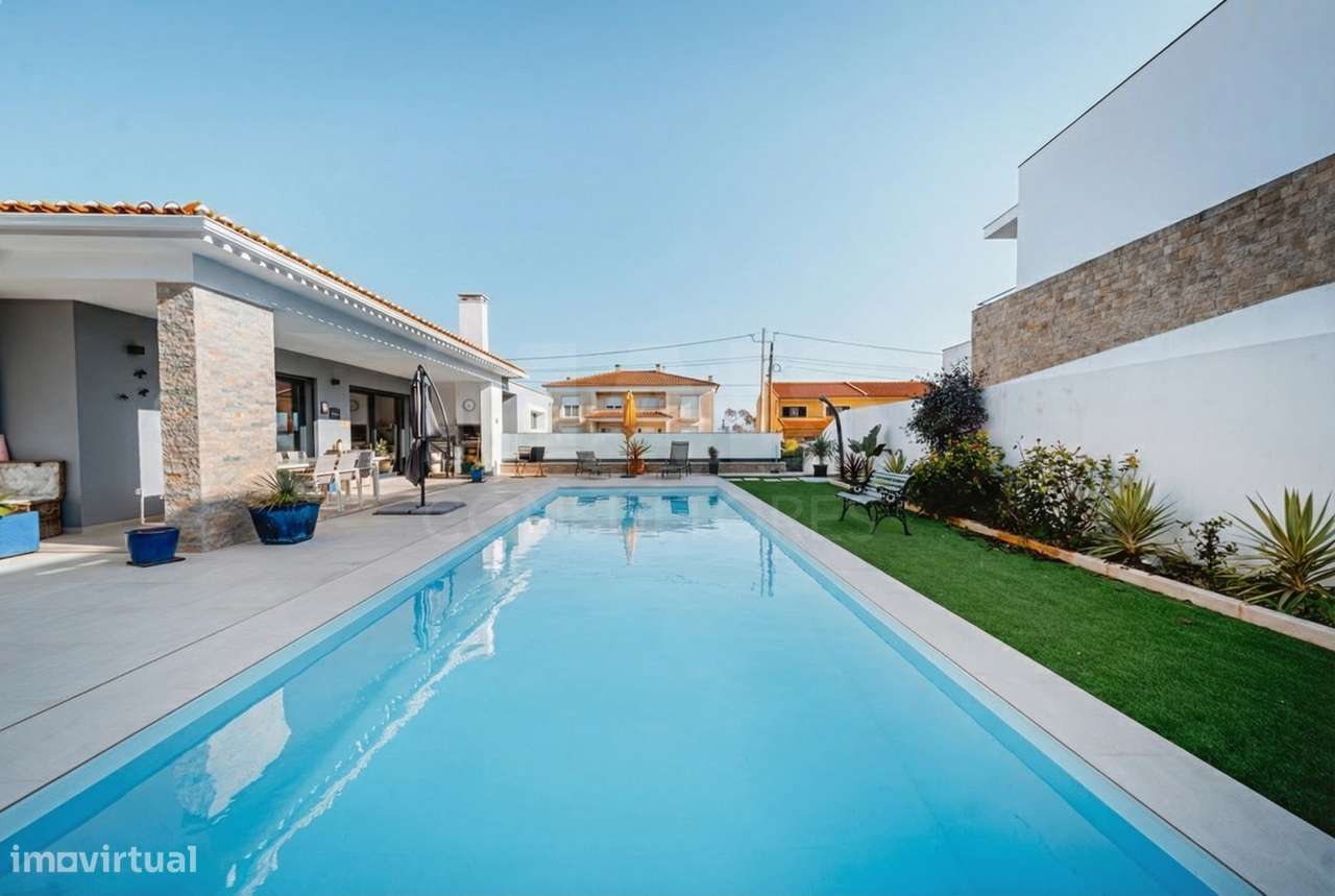 Moradia T3 (Térrea) com Piscina - Nadadouro - Grande imagem: 4/45