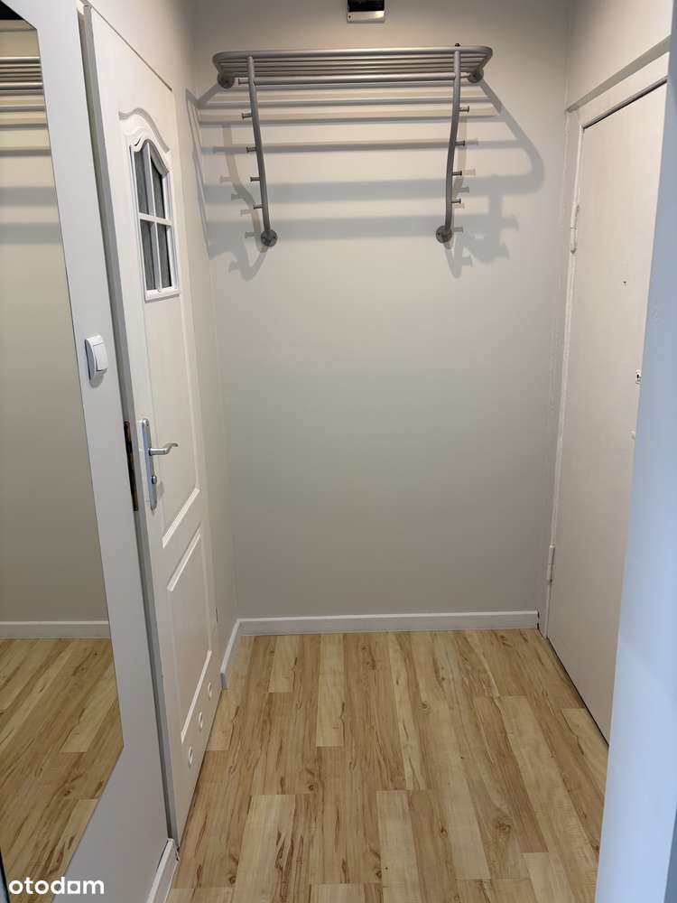 Kameralna kawalerka w b. dobrej lokalizacji - Pełny obrazek: 5/8