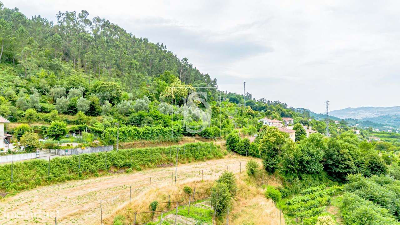 Moradia T3 em Vila Chã do Marão-30