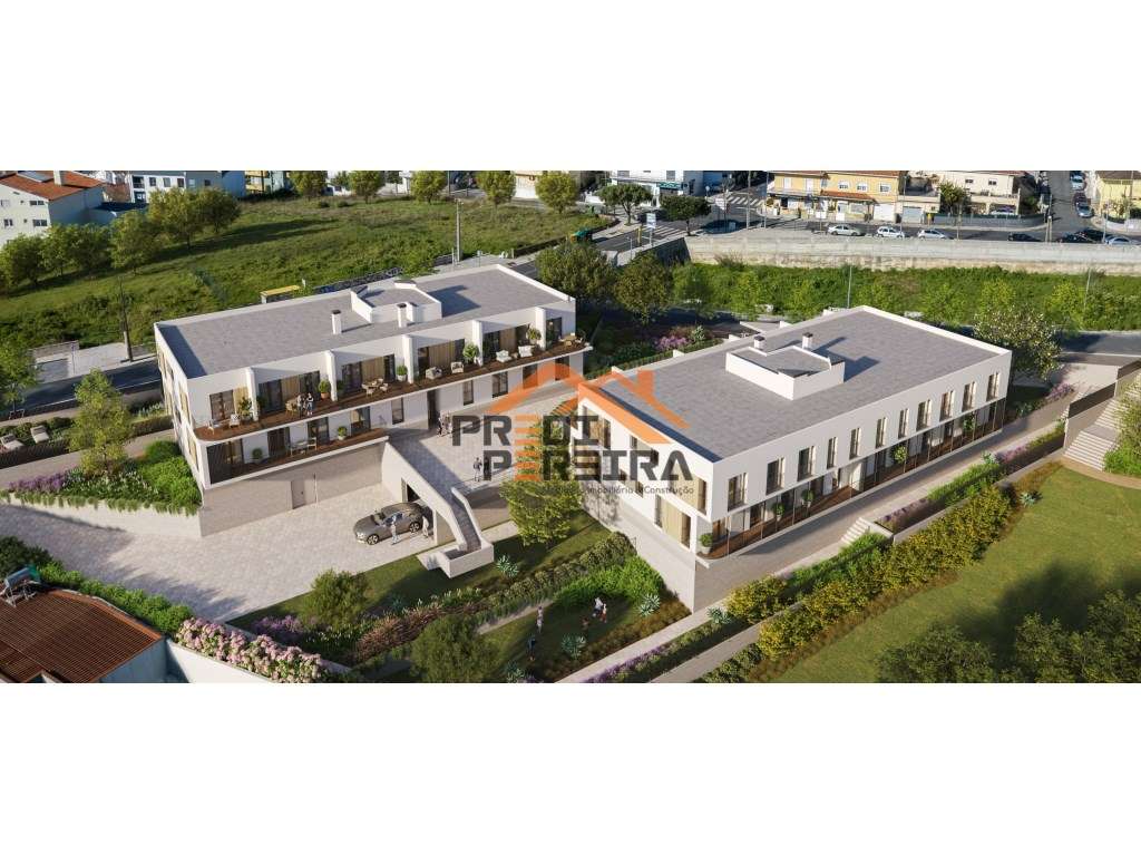 *NOVA CONSTRUÇÃO*
T3 situado em condomínio fechado, com varanda de...-11