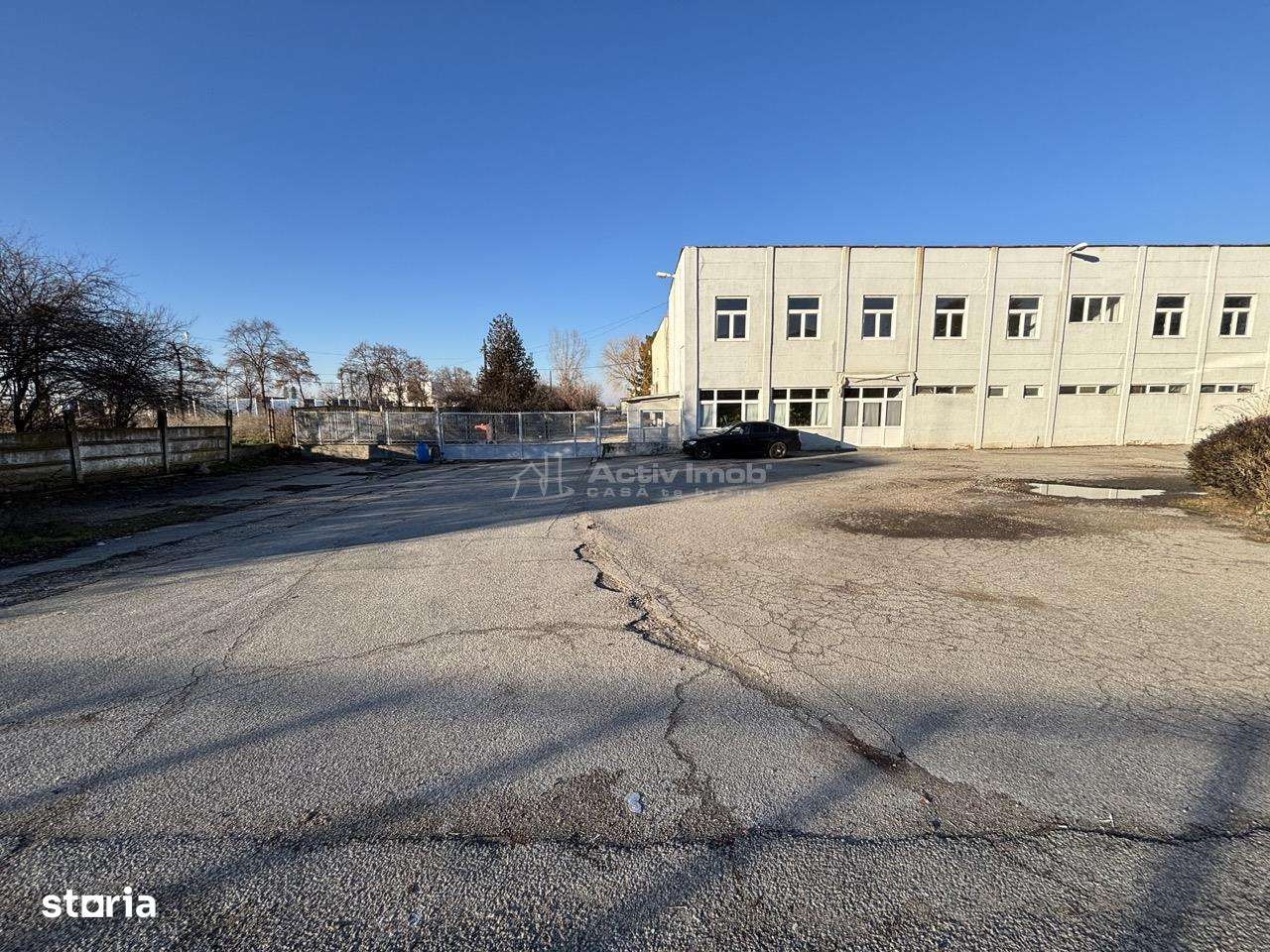 Complex industrial 30130  mp construit - Teren 42558 mp-1