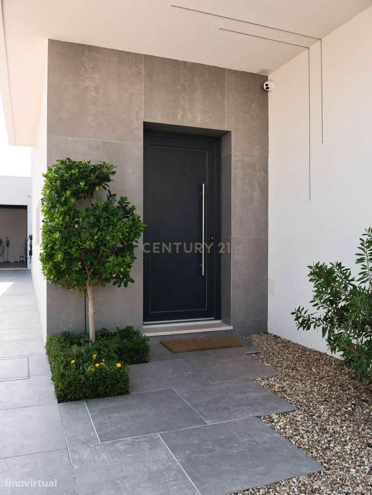 Moradia Prime Contemporânea T4 + Piscina Agua Salgada - Localização TO - Grande imagem: 5/60